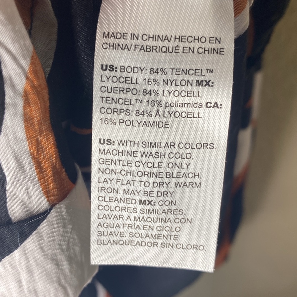 Chico's Satin Long Sleeve Tunic Black White Carmel 12 - Picture 8 of 11